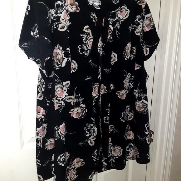 Torrid, Catherine's and other quality brands 3X and 4X. - Picture 8 of 16